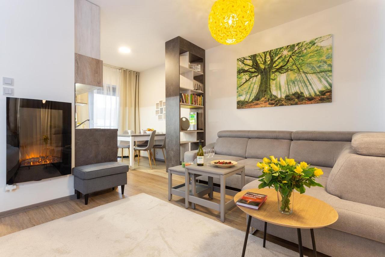 Harfa Apartments براغ المظهر الخارجي الصورة